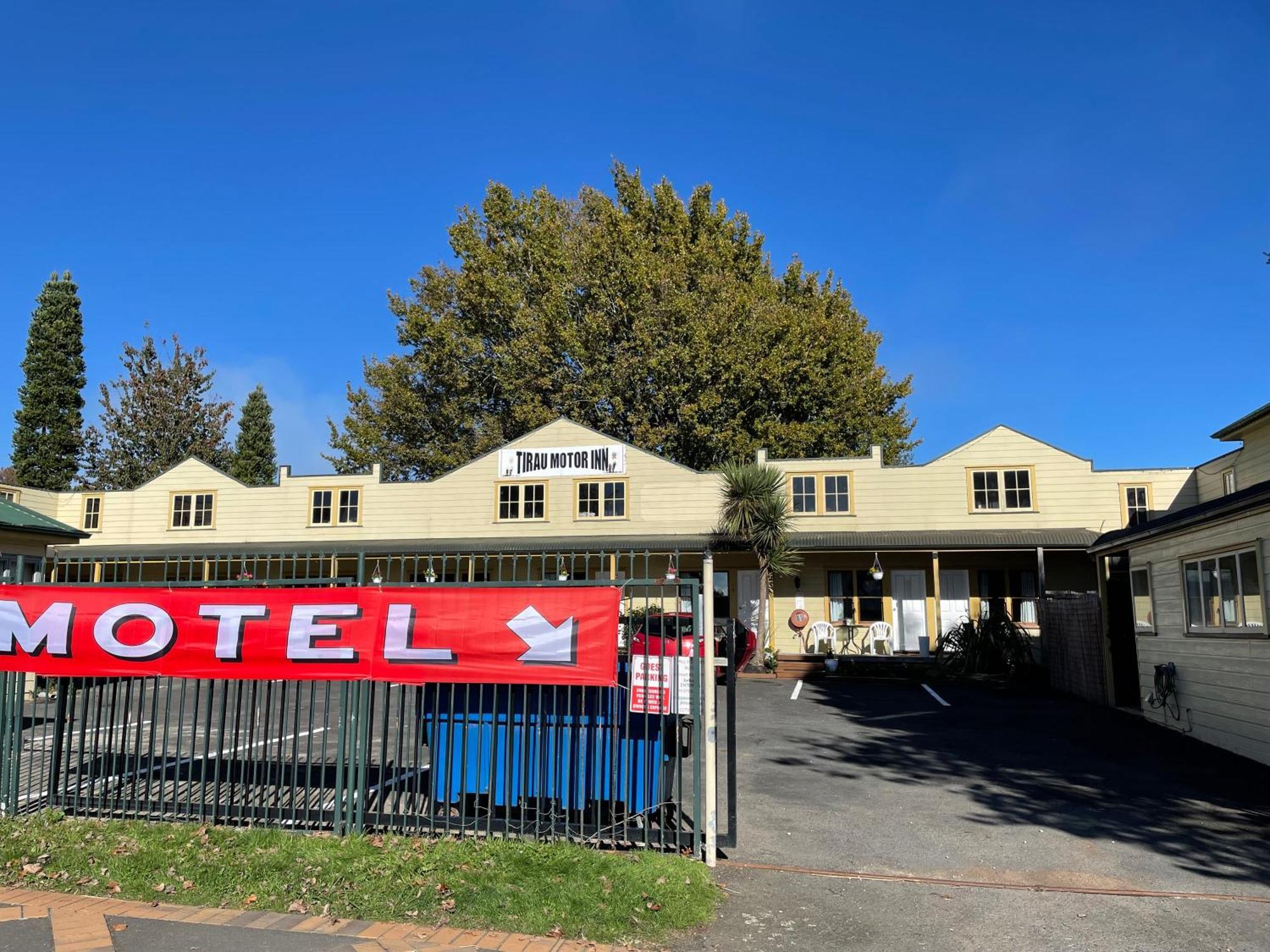 Tirau Motor Inn Exteriör bild